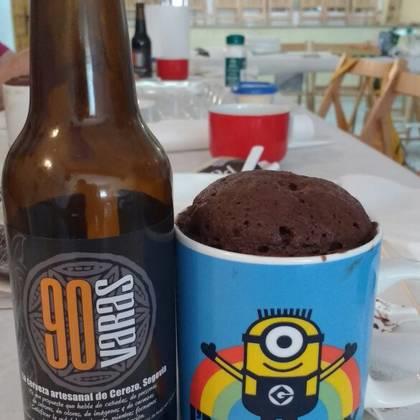 Cocina con 90 varas: mug cake de cerveza negra y chocolate | 90 varas